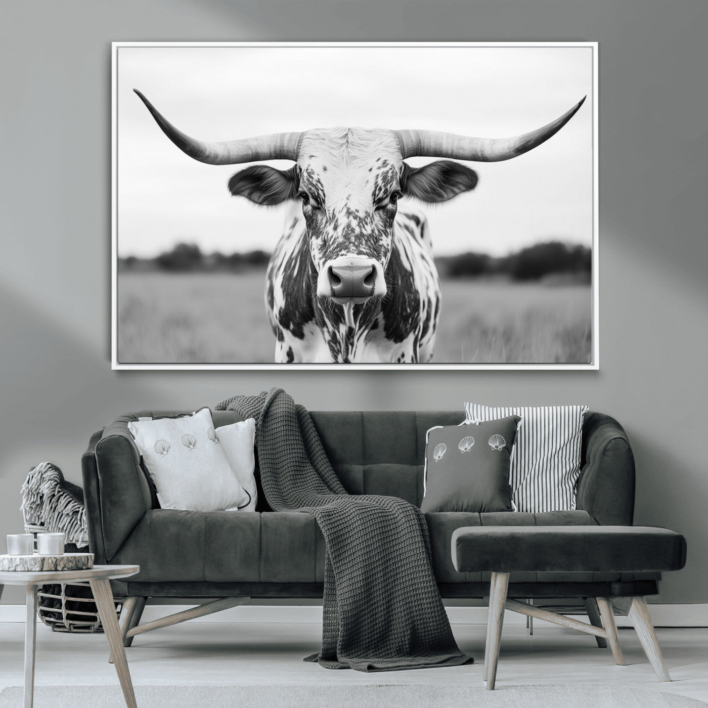 20272-MGV-CV-36X24-Highland Cow Wall Art – Black and White Western Longhorn Canvas Print, Farmhouse Living Room Decor Southwestern Animal Artwork for