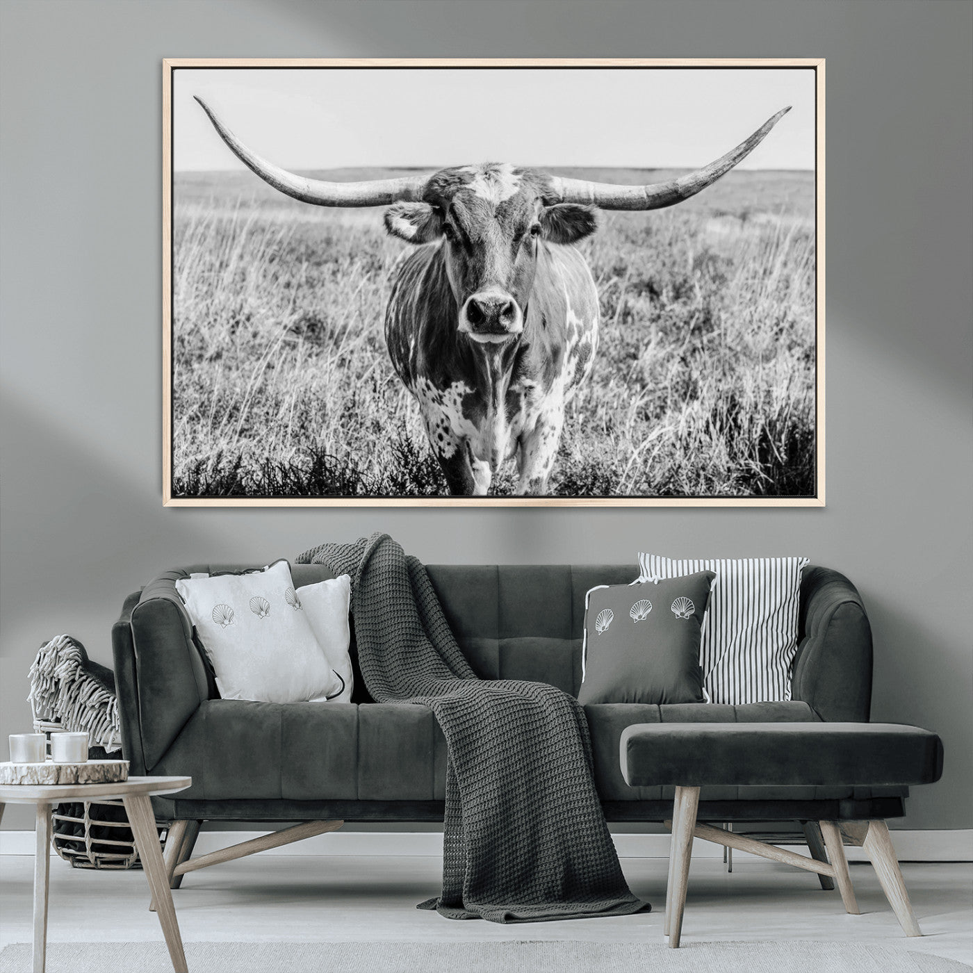 77320-MGV-CV-36X24-Texas Longhorn Wall Art – Black and White Western Cattle Canvas Print, Rustic Farmhouse Animal Photography Decor for Living Room,