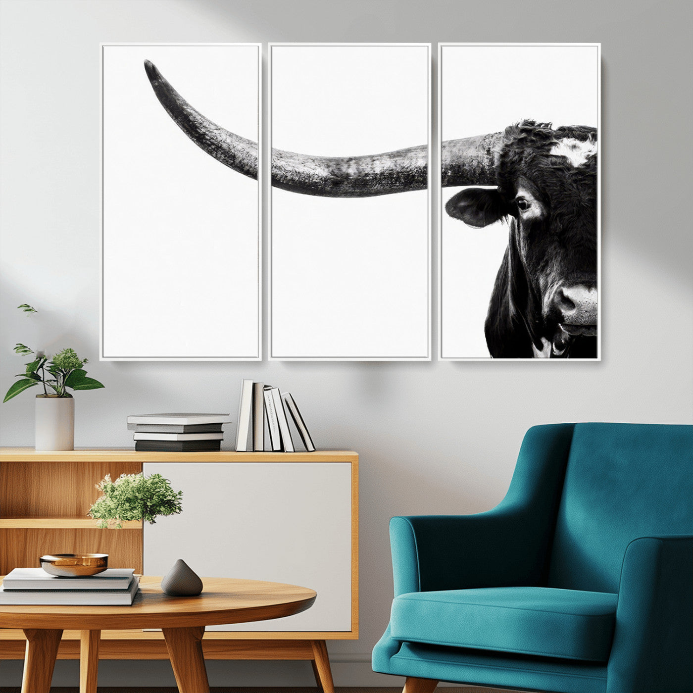31699-MGV-CV-36X24-Longhorn Wall Art – Black and White Texas Longhorn Cow Canvas Print, Rustic Western Farmhouse Artwork for Living Room, Bedroom or