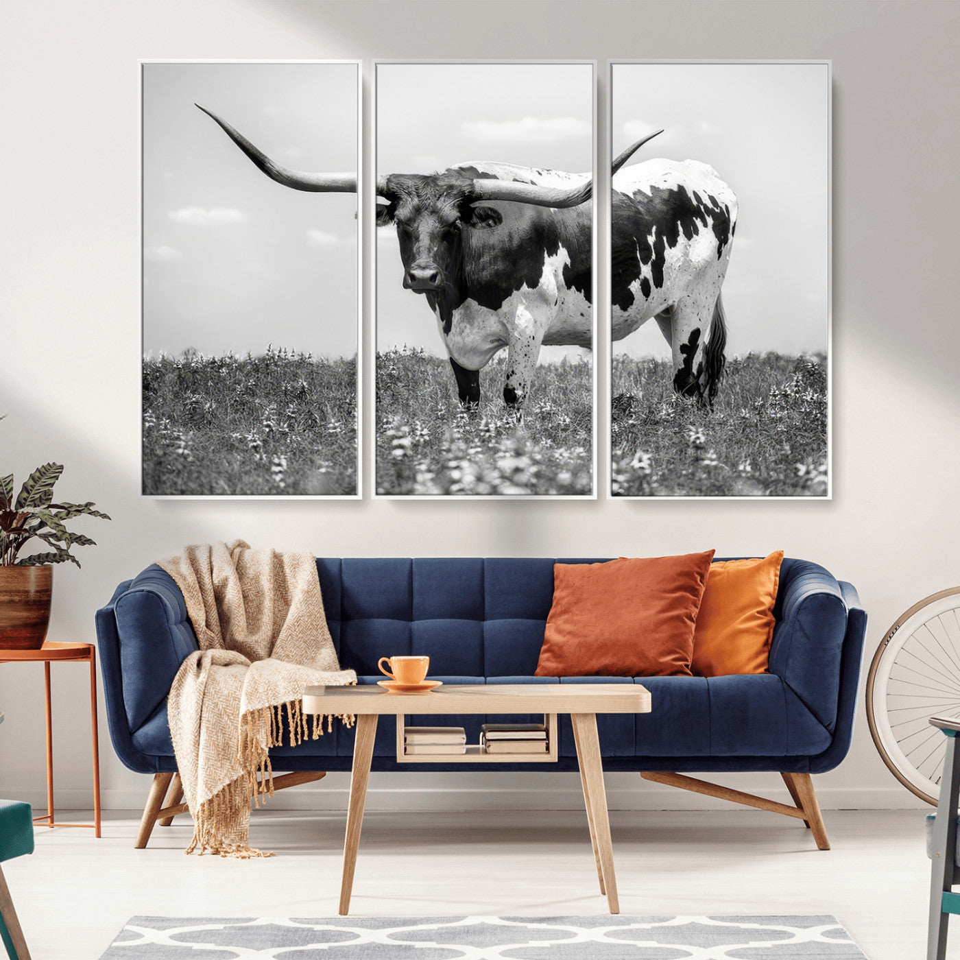 94709-MGV-CV-36X24-Texas Longhorn Wall Art – Black and White Bull Photography Canvas Print, Western Farmhouse Wall Decor for Living Room, Office or