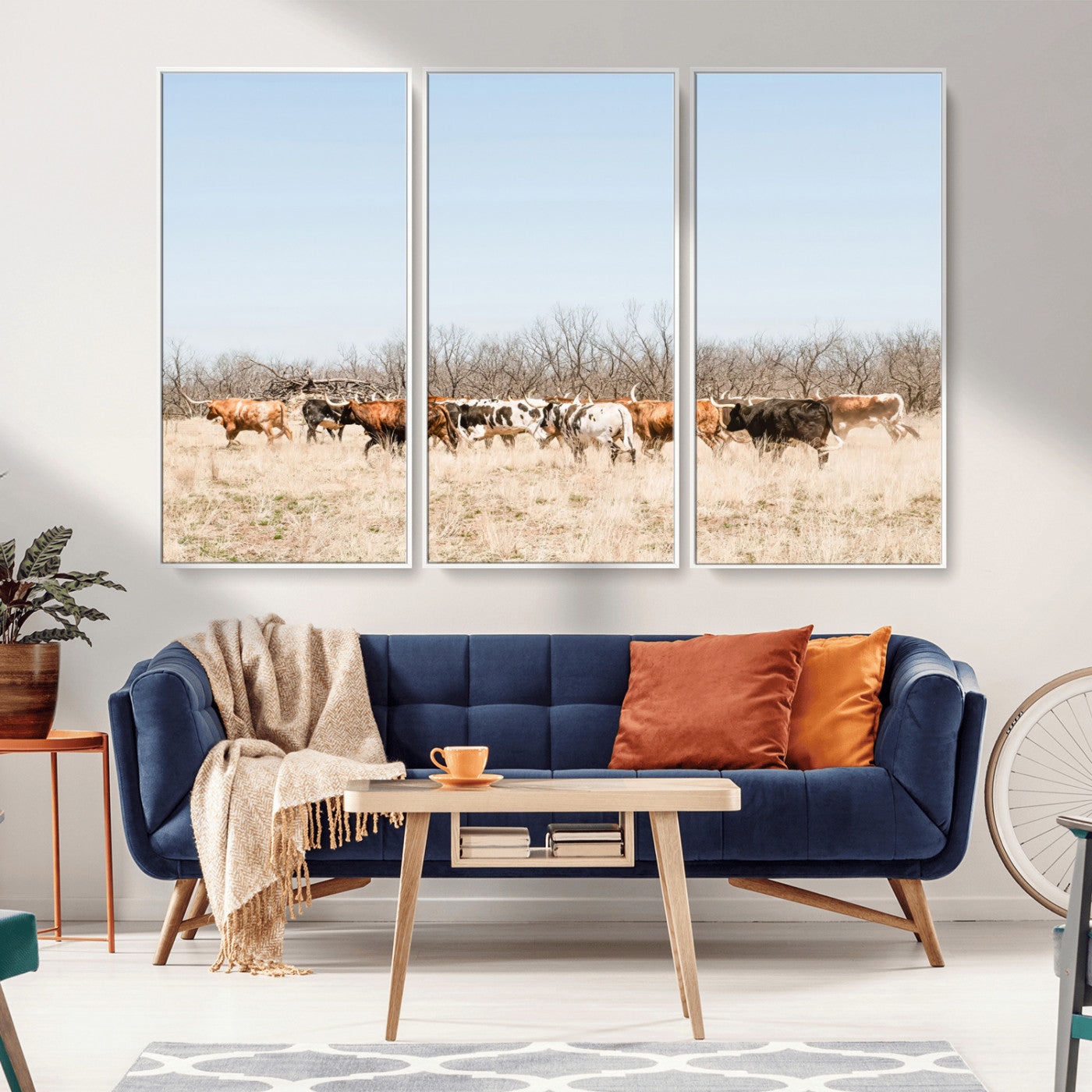 16563092-MGV-FC-48X32-3P_White-Texas Longhorns Wall Art Canvas Print, Framed Western Cattles Art Picture Print, Rustic Herd Perfect Rustic Farmhouse Decor