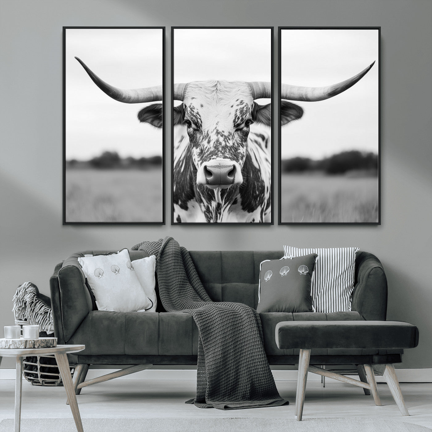 20272-MGV-CV-36X24-Texas Longhorn Wall Art – Black and White Cowboy Western Canvas Print, Rustic Farmhouse Cattle Photography Decor for Ranch, Barn