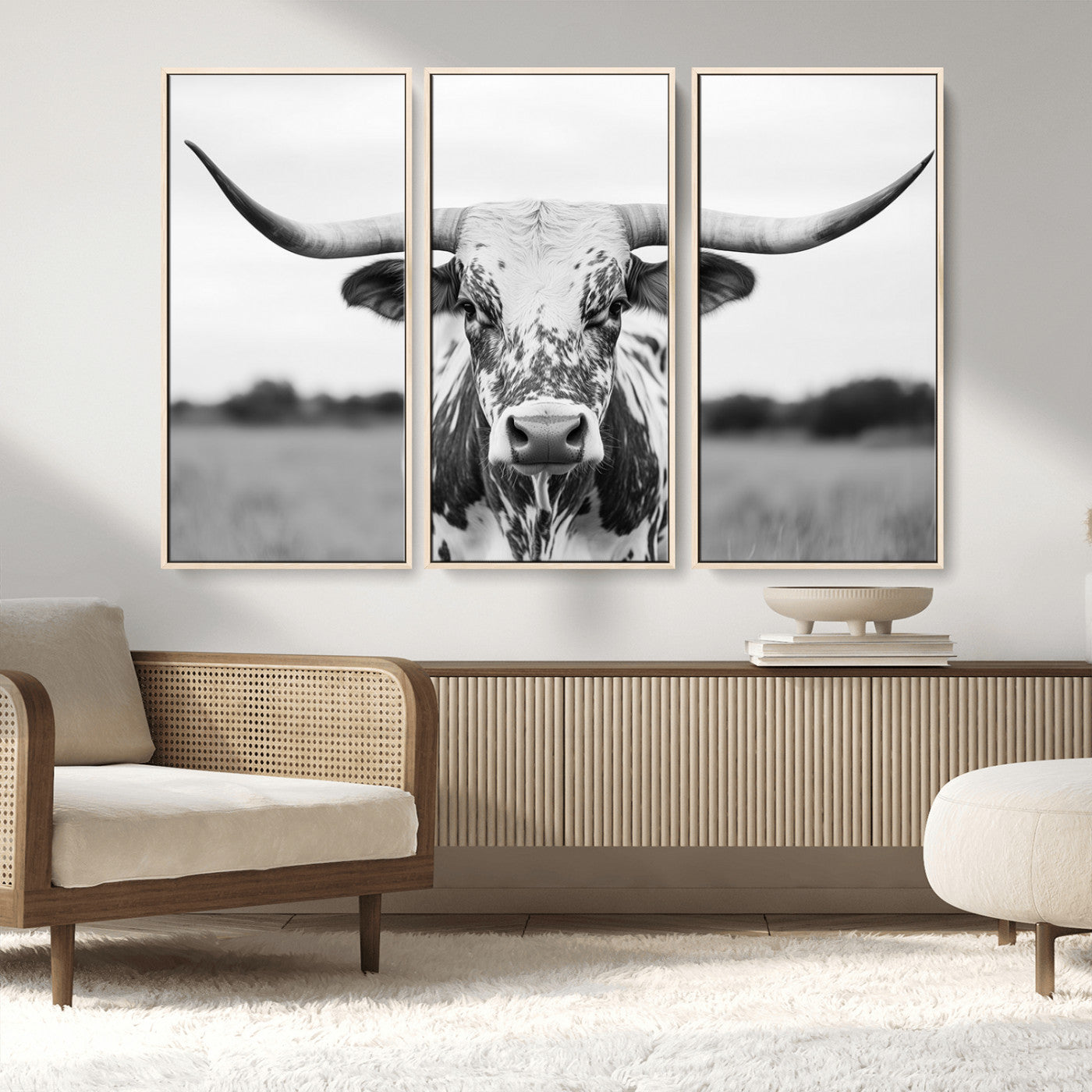 20272-MGV-CV-36X24-Texas Longhorn Wall Art – Black and White Cowboy Western Canvas Print, Rustic Farmhouse Cattle Photography Decor for Ranch, Barn