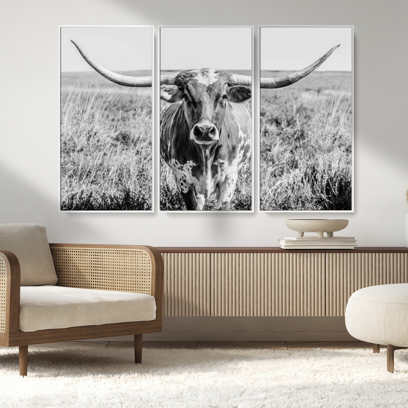 77320-MGV-CV-36X24-Texas Longhorn Wall Art – Black and White Western Cattle Canvas Print, Rustic Farmhouse Animal Photography Decor for Living Room,