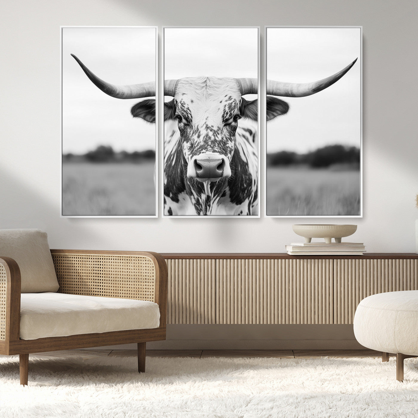 20272-MGV-CV-36X24-Highland Cow Wall Art – Black and White Western Longhorn Canvas Print, Farmhouse Living Room Decor Southwestern Animal Artwork for