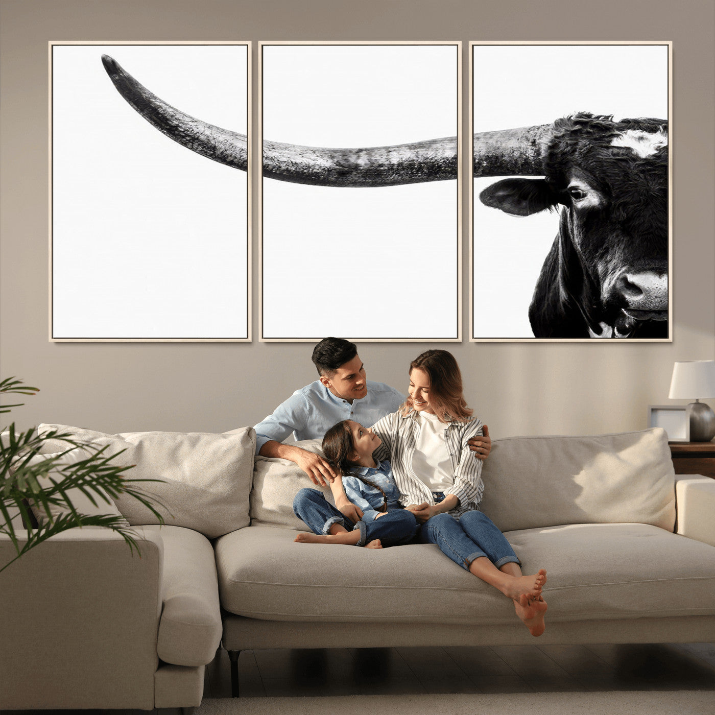 31699-MGV-CV-36X24-Longhorn Wall Art – Black and White Texas Longhorn Cow Canvas Print, Rustic Western Farmhouse Artwork for Living Room, Bedroom or