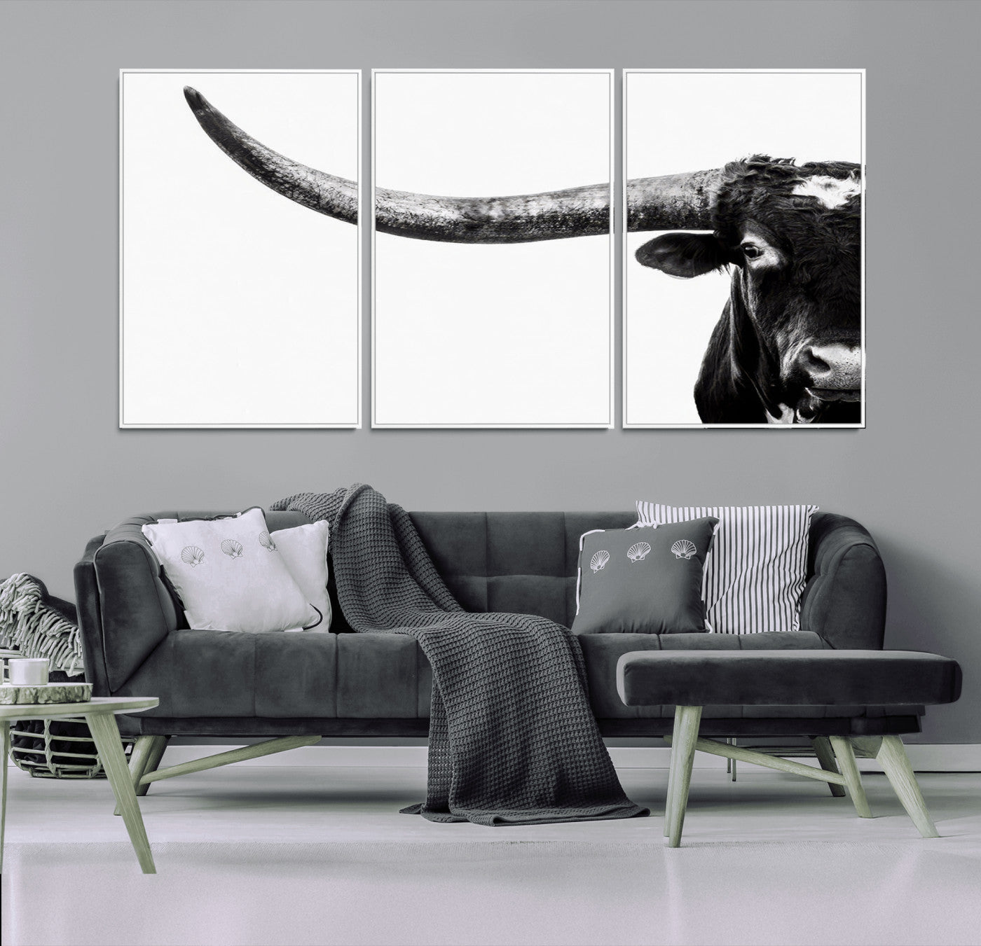 31699-MGV-CV-36X24-Longhorn Wall Art – Black and White Texas Longhorn Cow Canvas Print, Rustic Western Farmhouse Artwork for Living Room, Bedroom or