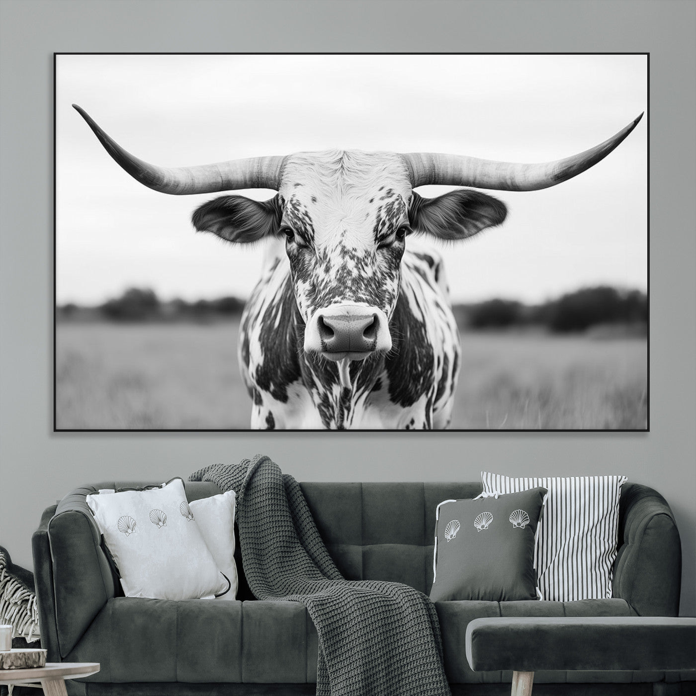 20272-MGV-CV-36X24-Texas Longhorn Wall Art – Black and White Cowboy Western Canvas Print, Rustic Farmhouse Cattle Photography Decor for Ranch, Barn