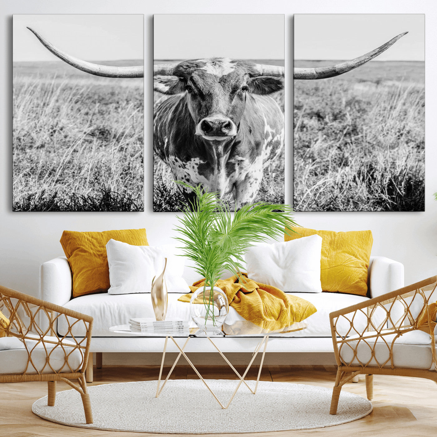 77320-MGV-CV-36X24-Texas Longhorn Wall Art – Black and White Western Cattle Canvas Print, Rustic Farmhouse Animal Photography Decor for Living Room,