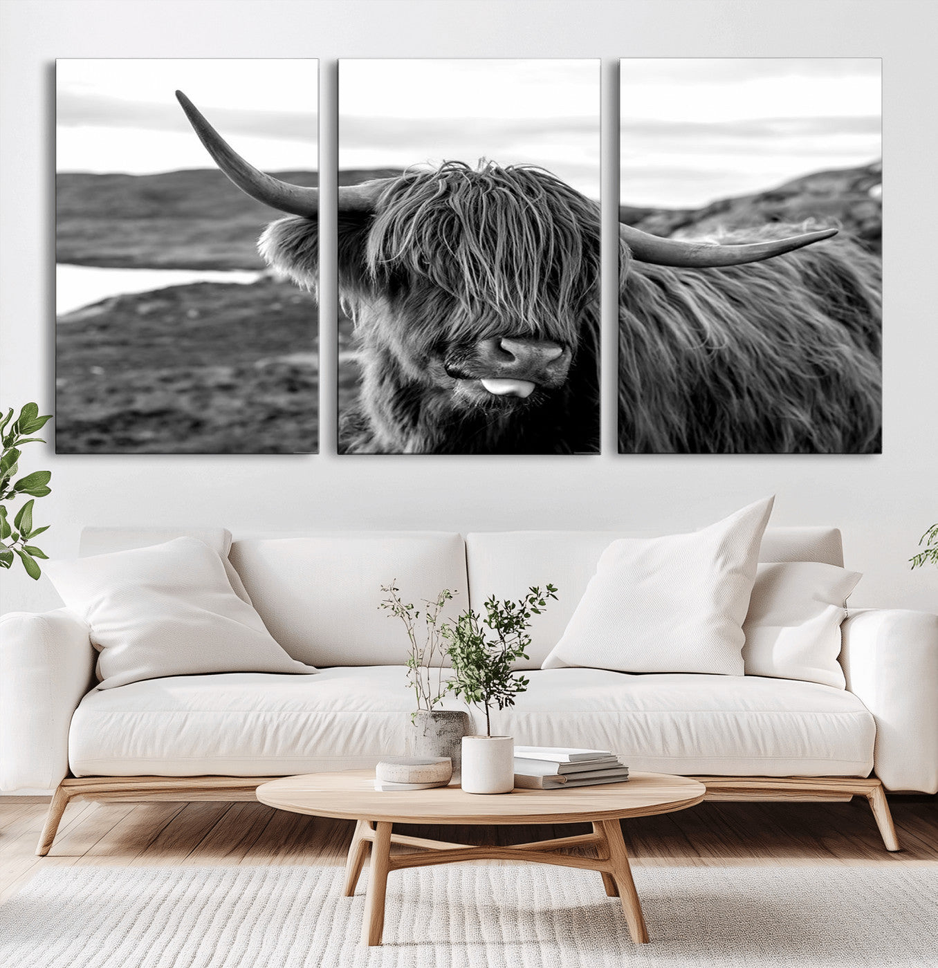 83810-MGV-CV-36X24-Highland Cow Wall Art – Black and White Highland Cattle Print, Rustic Farmhouse Animal Decor for Living Room or Office