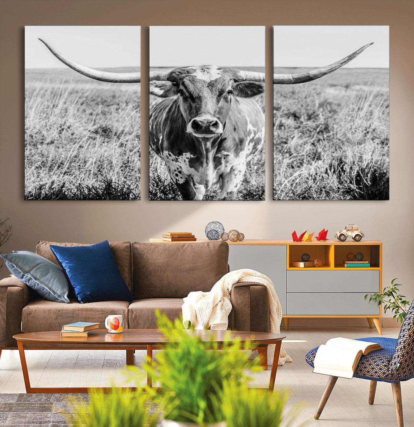 77320-MGV-CV-36X24-Texas Longhorn Wall Art – Black and White Western Cattle Canvas Print, Rustic Farmhouse Animal Photography Decor for Living Room,