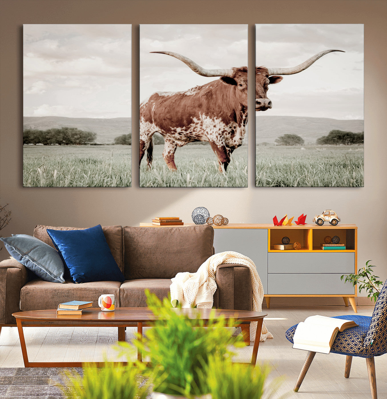 28309012-MGV-CV-36X24-Texas Longhorn Wall Art Canvas Print, Framed Spotted Cattle Art Picture Print, Horned Bull Perfect Rustic Western Decor Artwork