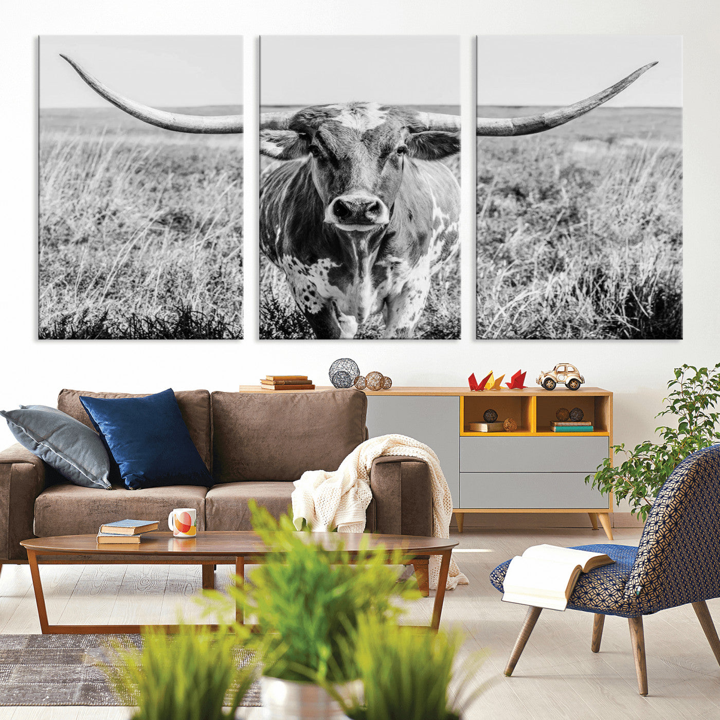 77320-MGV-CV-36X24-Texas Longhorn Wall Art – Black and White Western Cattle Canvas Print, Rustic Farmhouse Animal Photography Decor for Living Room,