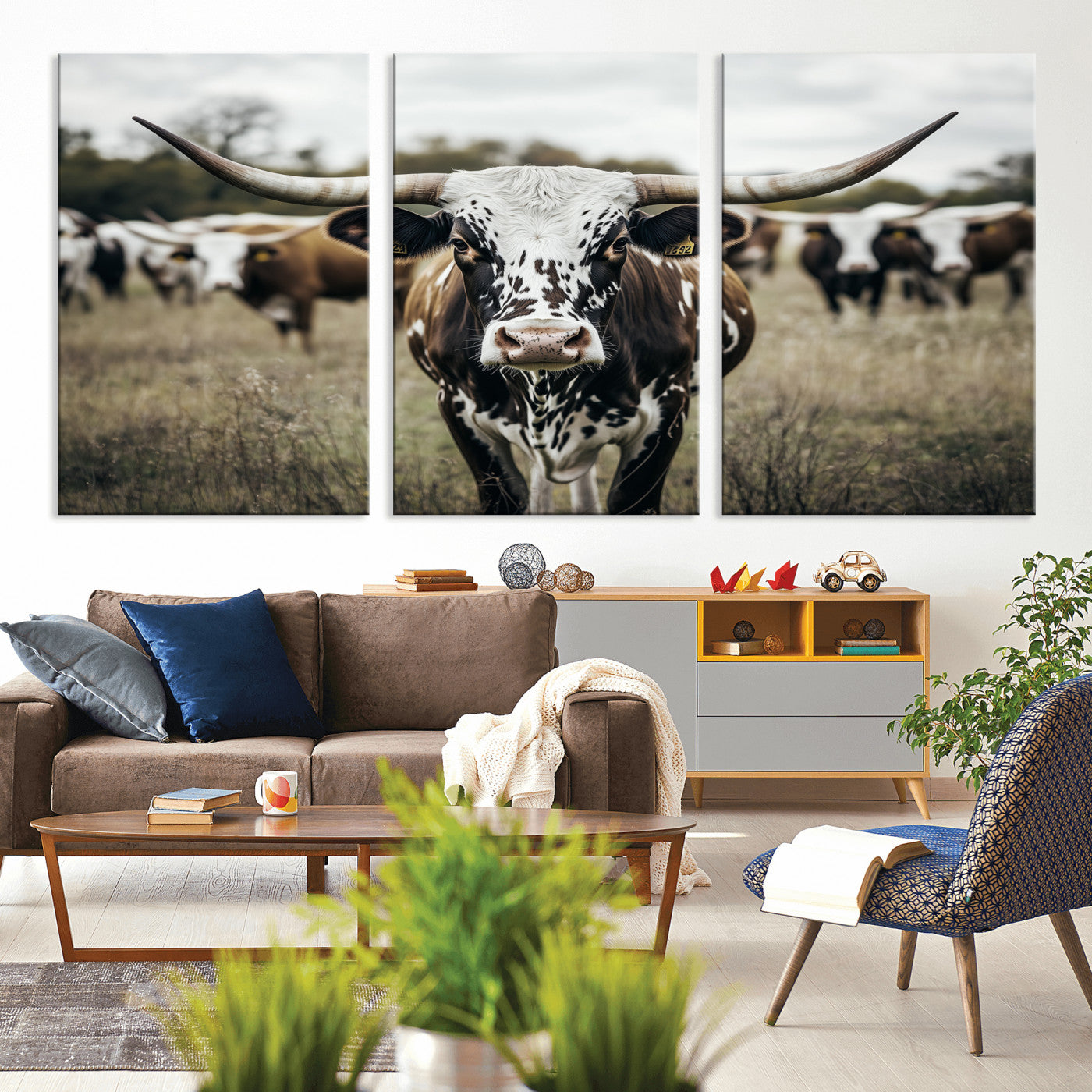 79025945-MGV-CV-36X24-Texas Longhorn Wall Art Canvas Print, Framed Speckled Cow Art Picture Print, Horned Cattle Perfect Rustic Western Decor Artwork