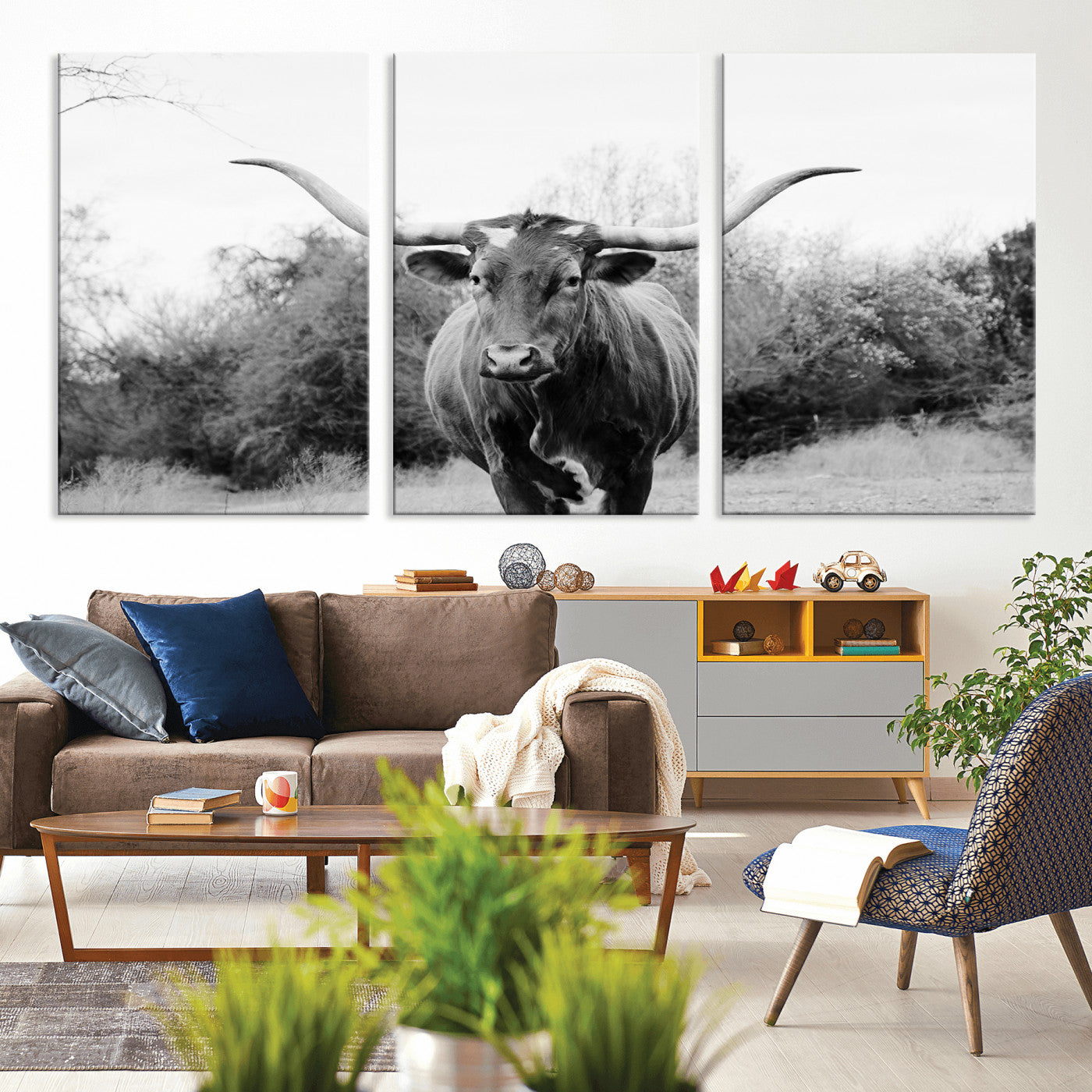 97280319-MGV-CV-36X24-Longhorn Photography Wall Art Canvas Print, Framed Western Cow Decor Art Picture Print, Texas Ranch Style Perfect Rustic Farmhouse
