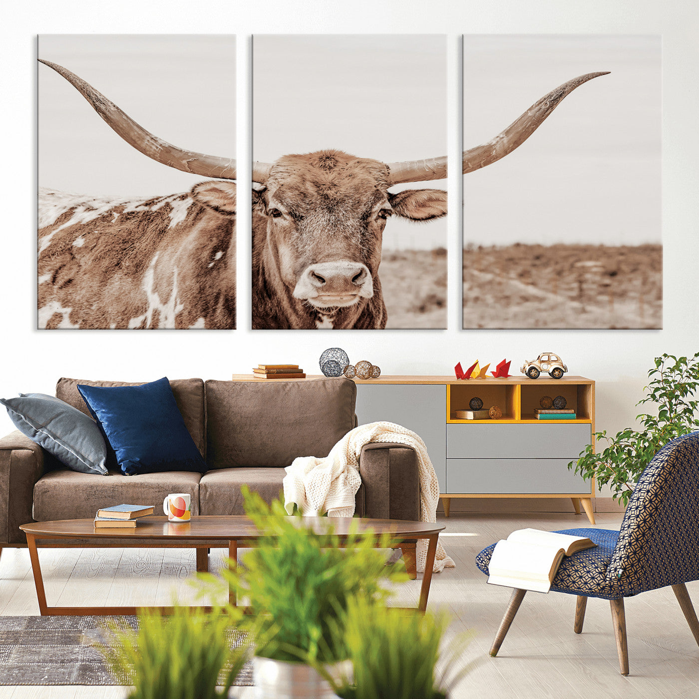 77810049-MGV-CV-36X24-Longhorn Bull Photo Wall Art Canvas Print, Framed Rustic Cow Decor Art Picture Print, Neutral Farmhouse Style Perfect Rustic