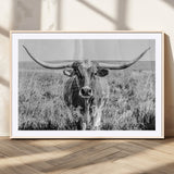 77320-MGV-CV-36X24-Texas Longhorn Wall Art – Black and White Western Cattle Canvas Print, Rustic Farmhouse Animal Photography Decor for Living Room,