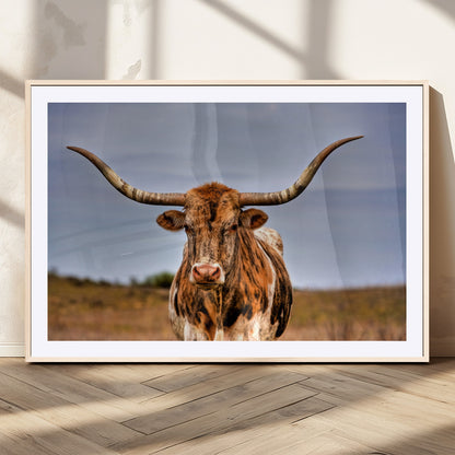 18594-MGV-CV-36X24-Texas Longhorn Bull Wall Art – Rustic Western Cattle Canvas Print, Country Farmhouse Decor for Living Room, Office or Cabin
