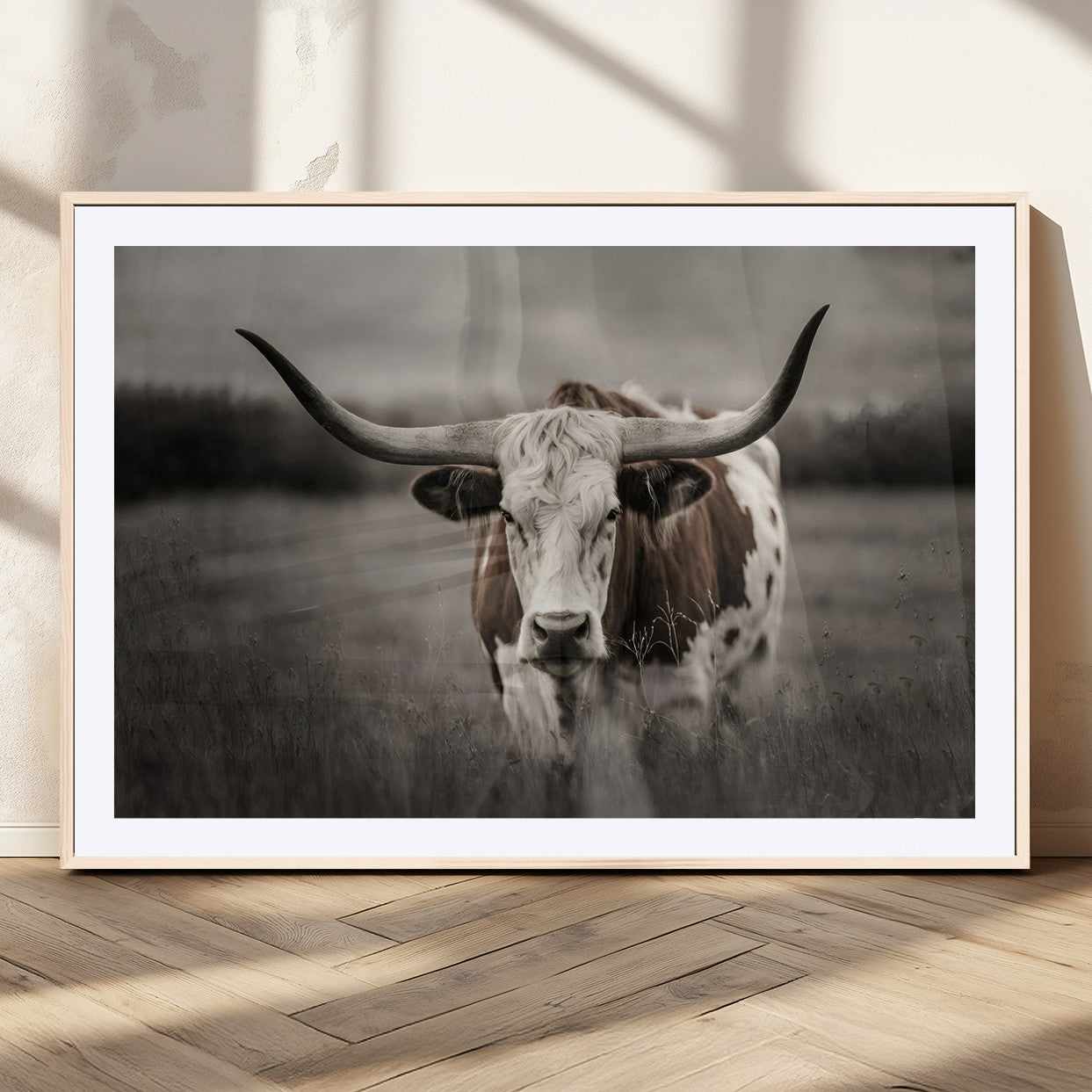 69238-MGC-FP-36x24_Natural-Longhorn Bull Wall Art – Rustic Black and White Texas Cattle Canvas Print, Western Farmhouse Animal Photography for Living Room,