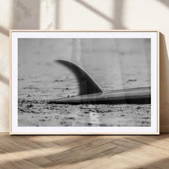 62314230-MGC-FP-36x24_Natural-Black White Surfboard Wall Art Canvas Print, Framed Minimalist Beach Art Picture Print, Surf Fin Perfect Minimalist Coastal Decor