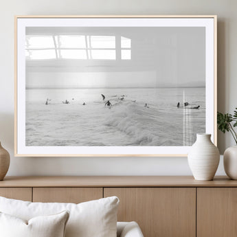 33449548-MGC-FP-36x24_Natural-Group Surfers Wall Art Canvas Print, Framed Ocean Wave Art Picture Print, Surf Crowd Perfect Monochrome Surf Decor Artwork