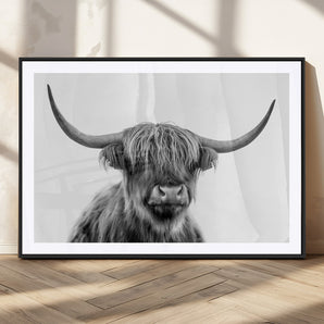 10123-MGV-CV-36X24-Black and White Highland Cow Wall Art – Modern Farmhouse Animal Print, Rustic Scottish Bull Canvas Decor for Living Room, Bedroom,