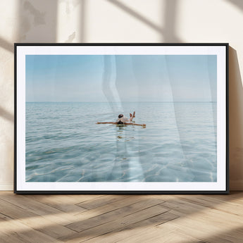 32624554-MGC-FP-36x24_Black-Swimming Relaxation Wall Art Canvas Print, Framed Peaceful Water Art Picture Print, Clear Sea Perfect Minimalist Aquatic Decor