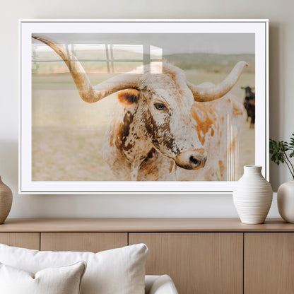21060648-MGV-CV-36X24-Texas Longhorn Wall Art Canvas Print, Framed Speckled Cow Art Picture Print, Rustic Bull Perfect Rustic Western Decor Artwork