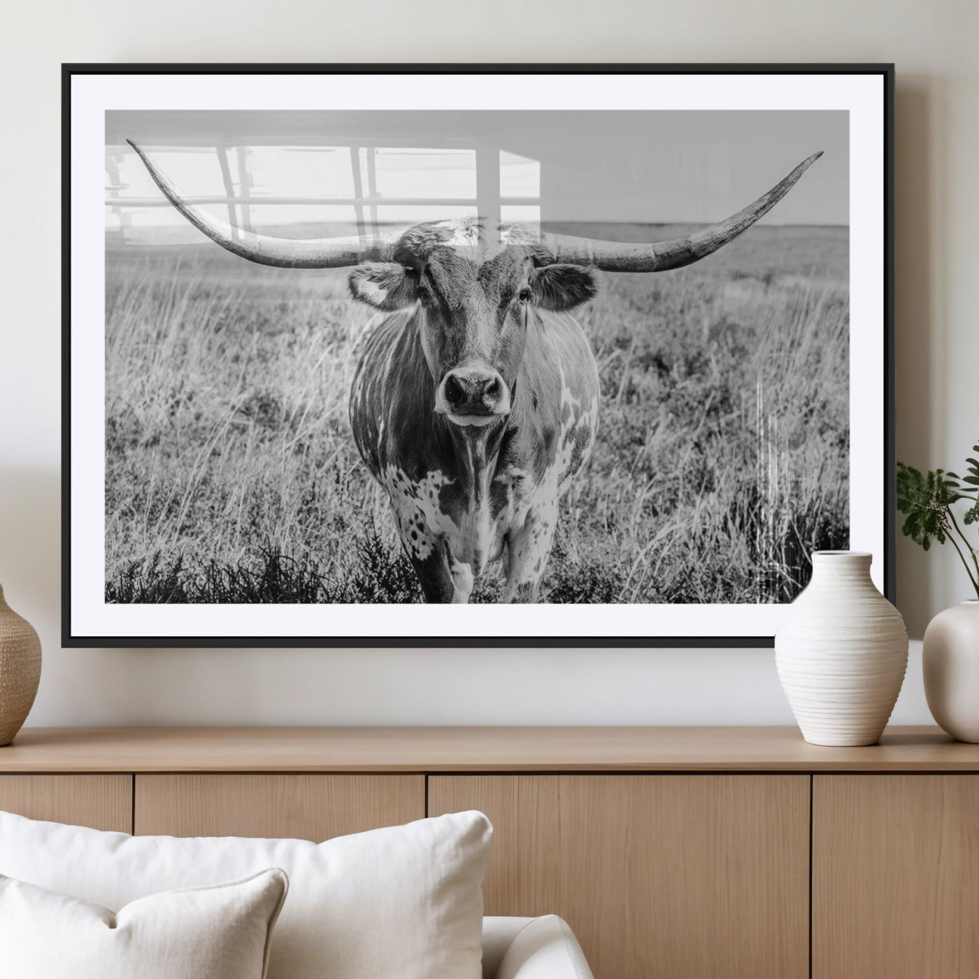 77320-MGC-FP-36x24_Black-Texas Longhorn Wall Art – Black and White Western Cattle Canvas Print, Rustic Farmhouse Animal Photography Decor for Living Room,