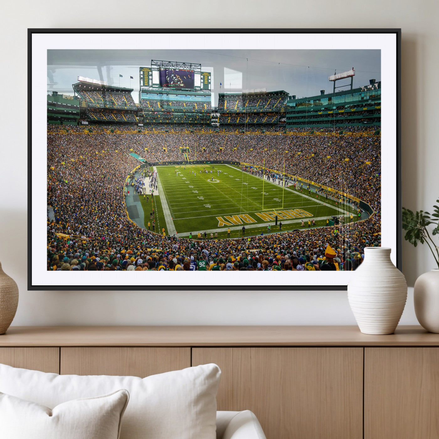 96617112-MGV-CV-36X24-Lambeau Field Wall Art – Green Bay Packers NFL Football Stadium Canvas Print – Game Day Crowd Sports Decor for Man Cave, Bar, or