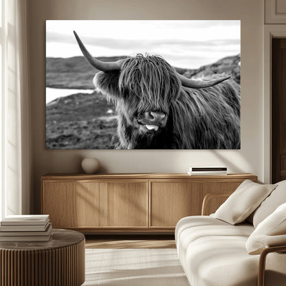 83810-MGV-CV-36X24-Highland Cow Wall Art – Black and White Highland Cattle Print, Rustic Farmhouse Animal Decor for Living Room or Office