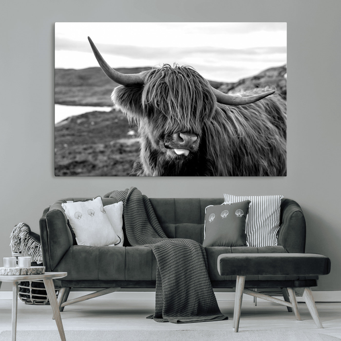 83810-MGV-CV-36X24-Highland Cow Wall Art – Black and White Highland Cattle Print, Rustic Farmhouse Animal Decor for Living Room or Office