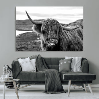 83810-MGV-CV-36X24-Highland Cow Wall Art – Black and White Highland Cattle Print, Rustic Farmhouse Animal Decor for Living Room