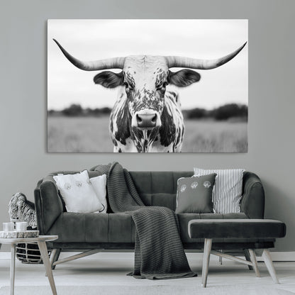 20272-MGV-CV-36X24-Highland Cow Wall Art – Black and White Western Longhorn Canvas Print, Farmhouse Living Room Decor Southwestern Animal Artwork for