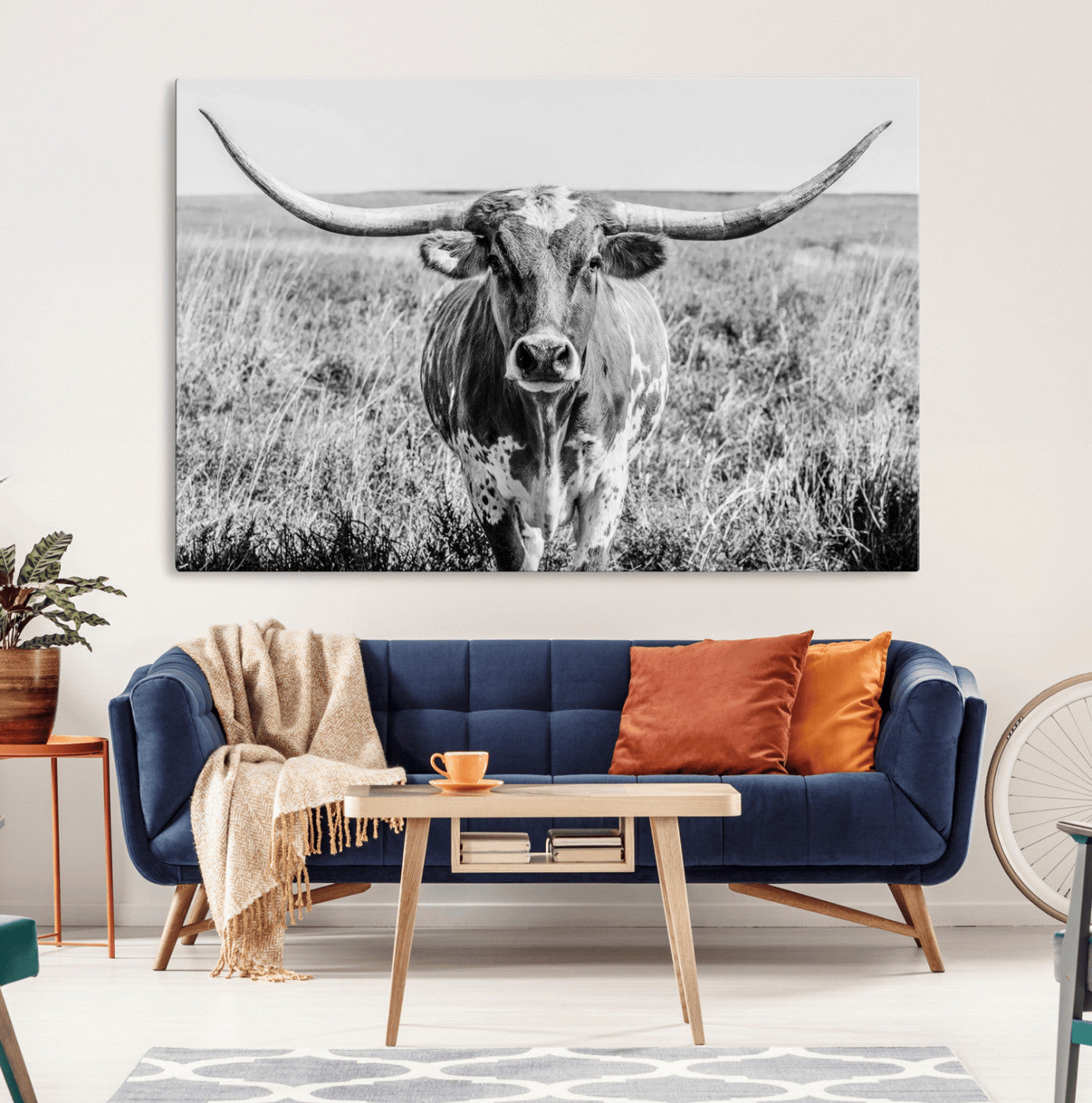 77320-MGV-CV-36X24-Texas Longhorn Wall Art – Black and White Western Cattle Canvas Print, Rustic Farmhouse Animal Photography Decor for Living Room,