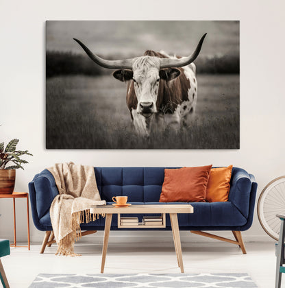 69238-MGV-CV-36X24-Longhorn Bull Wall Art – Rustic Black and White Texas Cattle Canvas Print, Western Farmhouse Animal Photography for Living Room,