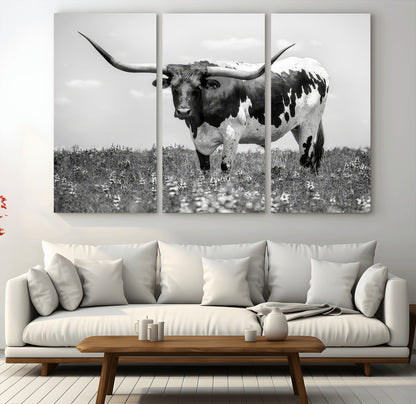 94709-MGV-CV-36X24-Texas Longhorn Wall Art – Black and White Bull Photography Canvas Print, Western Farmhouse Wall Decor for Living Room, Office or