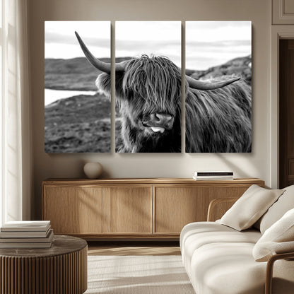 83810-MGV-CV-36X24-Highland Cow Wall Art – Black and White Highland Cattle Print, Rustic Farmhouse Animal Decor for Living Room
