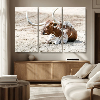 89096667-MGV-CV-36X24-Texas Longhorn Wall Art – Rustic Western Canvas Print, Cattle Photography Decor for Ranch House, Living Room, Office, Man Cave