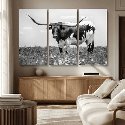 83785-MGV-CV-36X24-Texas Longhorn Wall Art Canvas Print, Framed Horned Bull Art Picture Print, Monochrome Cattle Perfect Rustic Western Decor Artwork