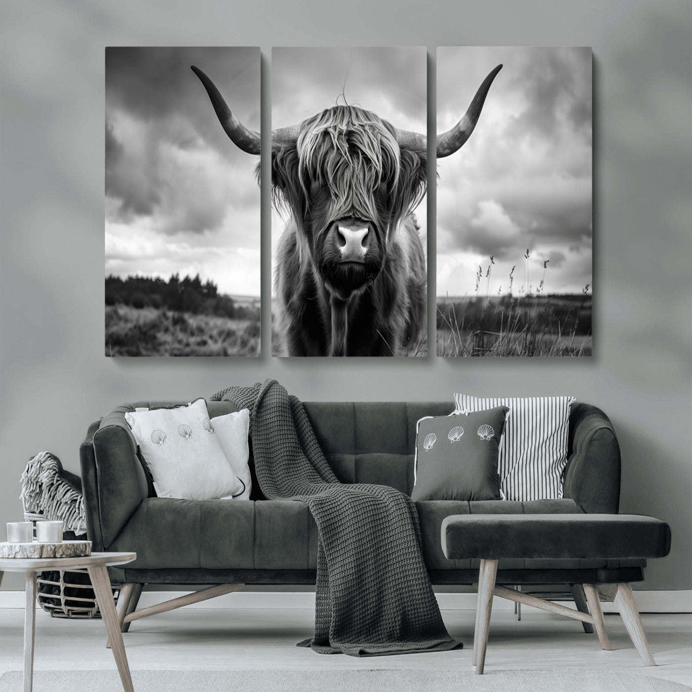 17924-MGV-CV-36X24-Highland Cow Wall Art – Black and White Rustic Longhorn Cattle Canvas Print, Farmhouse Animal Photography Decor for Country Home