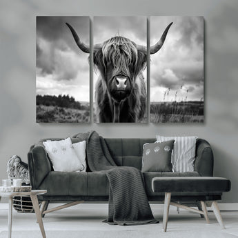 17924-MGV-CV-36X24-Highland Cow Wall Art – Black and White Rustic Longhorn Cattle Canvas Print, Farmhouse Animal Photography Decor for Country Home