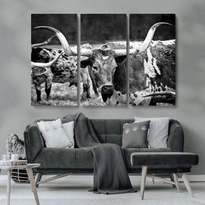 15425553-MGV-CV-36X24-Western Wall Art – Longhorn Cattle Black and White Canvas Print, Rustic Ranch Photography Decor for Bedroom, Living Room, Office,