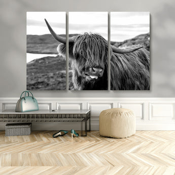 83810-MGV-CV-36X24-Highland Cow Wall Art – Black and White Highland Cattle Print, Rustic Farmhouse Animal Decor for Living Room