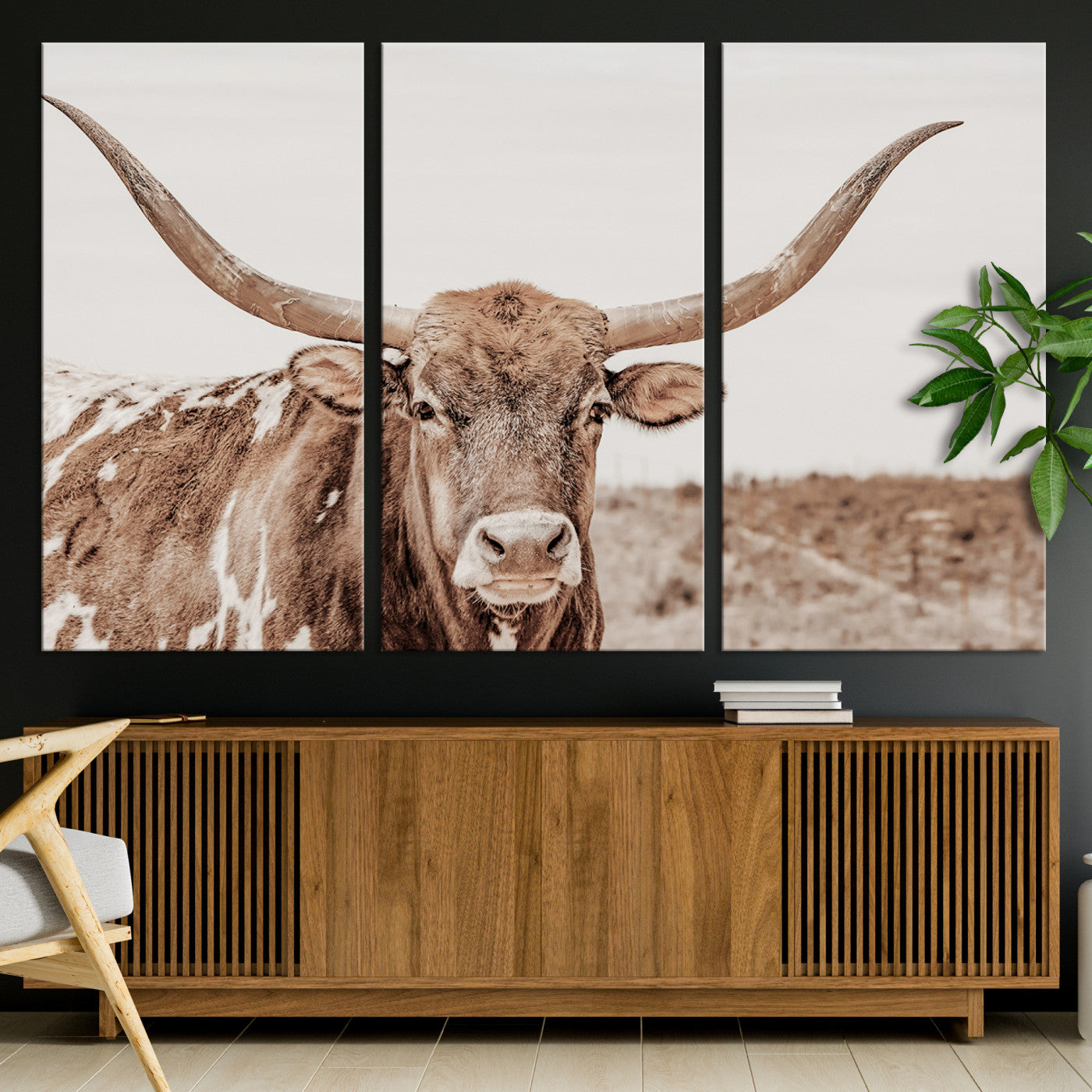 77810049-MGV-CV-36X24-Longhorn Bull Photo Wall Art Canvas Print, Framed Rustic Cow Decor Art Picture Print, Neutral Farmhouse Style Perfect Rustic