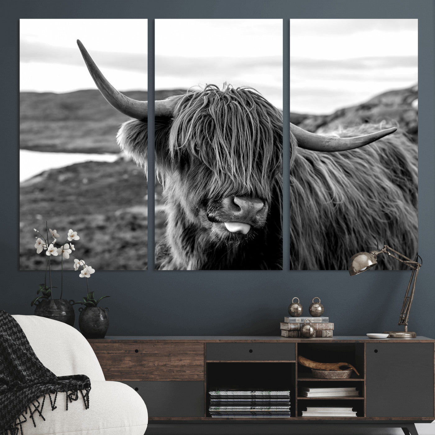 83810-MGV-CV-36X24-Highland Cow Wall Art – Black and White Highland Cattle Print, Rustic Farmhouse Animal Decor for Living Room or Office