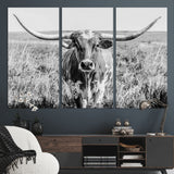 77320-MGV-CV-36X24-Texas Longhorn Wall Art – Black and White Western Cattle Canvas Print, Rustic Farmhouse Animal Photography Decor for Living Room,