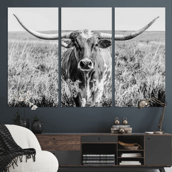77320-MGV-CV-36X24-Texas Longhorn Wall Art – Black and White Western Cattle Canvas Print, Rustic Farmhouse Animal Photography Decor for Living Room,
