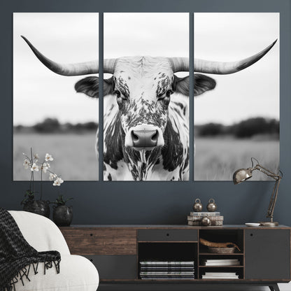 20272-MGV-CV-36X24-Highland Cow Wall Art – Black and White Western Longhorn Canvas Print, Farmhouse Living Room Decor Southwestern Animal Artwork for