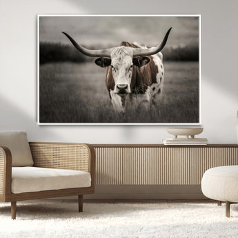 69238-MGV-CV-36X24-Longhorn Bull Wall Art – Rustic Black and White Texas Cattle Canvas Print, Western Farmhouse Animal Photography for Living Room,